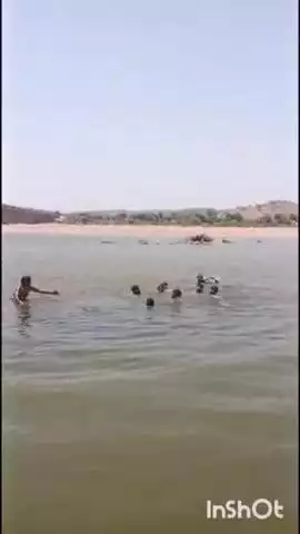 टोंक: जिला कलेक्टर डॉ. जितेंद्र कुमार सोनी ने बनास नदी में डूबे 8 युवकों के आश्रितों के लिए स्वीकृत की आर्थिक सहायता