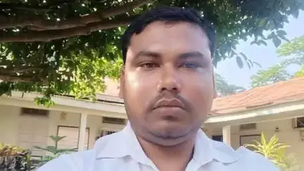 মৰিগাঁও: ভূৰাগাঁৱত আৰক্ষীয়ে গ্ৰেপ্তাৰ কৰিলে কিশোৰীক যৌন নিৰ্যাতন চলোৱা এটা লম্পত ব্যৱসায়িক