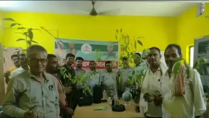 गायघाट: बेरुआ में कृषि जन कल्याण चौपाल का आयोजन, किसानों को नई तकनीक से खेती करने की जानकारी दी गई