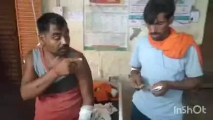 हेरहंज: चाया गांव के पास दो बाइकों की टक्कर में तीन लोग घायल