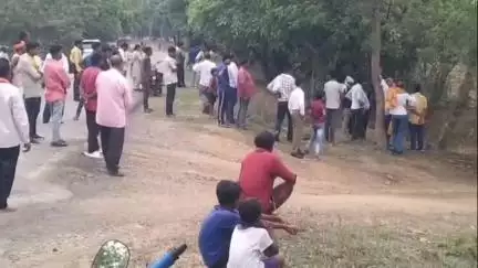 चांपा: कुरदा गांव में सरकारी जमीन पर अतिक्रमण पर प्रशासन का चला बुलडोजर#jansamasya