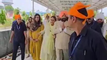 काशीपुर: राज्यपाल ने गुरुद्वारा रोड स्थित ननकाना साहिब गुरुद्वारे में माथा टेका