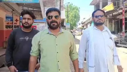 धारणी: सुरू असलेले रस्त्याचे कामावर प्रशासनचे दुर्लक्ष,शौकतउल्लाह धारणी तालुका व शहर अध्यक्ष यांचा आरोप