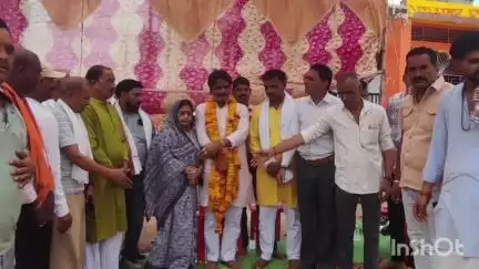 रायसेन: रायसेन में सीसी रोड निर्माण का भूमि पूजन: नगर पालिका अध्यक्ष द्वारा किया गया शुभारंभ
