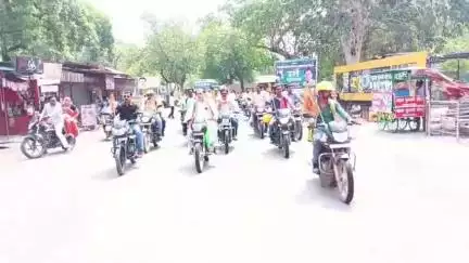 विजयराघवगढ़: कैमोर में ईएसआईसी अस्पताल खुलवाने की मांग को लेकर कैमोर सीमेंट एवं खदान कर्मचारी संघ ने निकाली रैली, सौंपा ज्ञापन