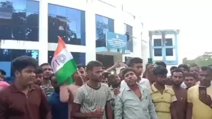 কোচবিহার ২: রুট ম্যাপের দাবিতে কোচবিহার জেলা পরিবহণ দপ্তরে ডেপুটেশন প্রদান করল ই-রিকশা ইউনিয়ন, উপস্থিত INTTUC-র জেলা সভাপতি