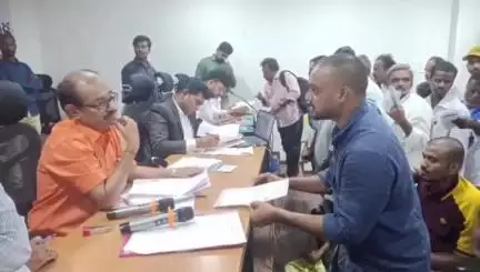 పీజీఆర్ఎస్ అర్జీల పరిష్కారంలో నిర్లక్ష్యం చూపరాదు: కలెక్టర్ శ్రీధర్ చామకూరి