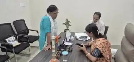 गोलमुरी-सह-जुगसलाई: मुख्यमंत्री मंईयां सम्मान योजना में गड़बड़ी को लेकर एग्रीको में विधायक पूर्णिमा साहू से महिलाओं ने मुलाकात की