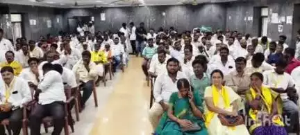కోడుమూరు: కోడుమూరు నియోజకవర్గ టీడీపీ విస్తృతస్థాయి సమావేశం, హాజరైన ఎమ్మెల్యే దస్తగిరి, కేడీసీసీ బ్యాంక్ ఛైర్మన్ విష్ణువర్ధన్ రెడ్డి