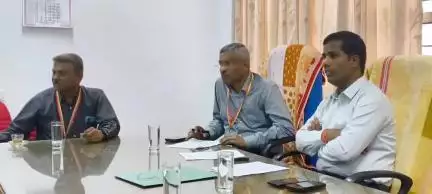 ಮಳವಳ್ಳಿ: ನಗರದ ಮಿಮ್ಸ್ ಆಸ್ಪತ್ರೆ ಆವರಣದಲ್ಲಿ ಆರೋಗ್ಯ ಧಾಮ ಸಮರ್ಪಕ ನಿರ್ವಹಣೆಗೆ ಜಿಲ್ಲಾಧಿಕಾರಿ ತಾಕೀತು