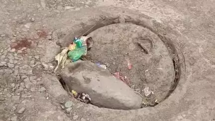 पंढरपूर: बडवेचर व महापूर झोपडपट्टीमध्ये तुंबले ड्रेनेज, रहिवाशांचा मोर्चा काढण्याचा इशारा #Jansamasya