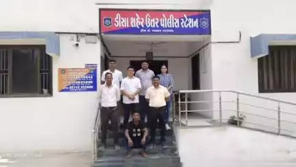 શહેરની ઉતર પોલીસે બેકરી કુવા વ્હોરા પાસેથી હદપાર કરેલ   શખ્સને ઝડપી પાડ્યો