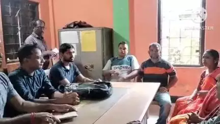 ধর্মনগর: কালাগাঙ্গেরপার গ্রাম পঞ্চায়েত কার্যালয়ে প্রধান- উপপ্রধান হলেন CPI(M)-র প্রতিনিধিরা