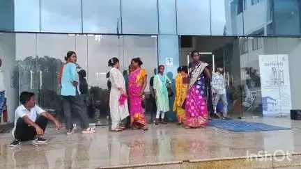 আলিপুরদুয়ার ১: পানীয় জল থেকে বঞ্চিত চুয়াপারা চা বাগানের কয়েশো বাসিন্দা, বারবার জেলা প্রশাসনের দ্বারস্থ বাসিন্দারা #jansamasya