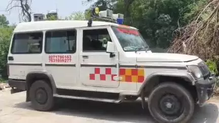 मेदिनीनगर (डालटनगंज): चौठासा गांव में बकरी को बचाने में अनियंत्रित हुई बाइक, गिरने से महिला की मौत