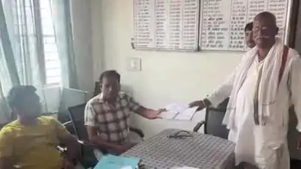 पताही: बेतौना पंचायत में हो रहे उपचुनाव में मुखिया पद के लिए दो अभ्यर्थियों ने दाखिल किया नामांकन पत्र, चुनाव 9 जुलाई को होगा