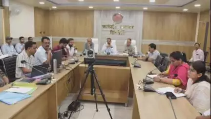 सिंगरौली: कलेक्टर का आदेश: 100 दिन से ज़्यादा लंबित शिकायतों का विभागीय अधिकारी एक दिन में करें निपटारा