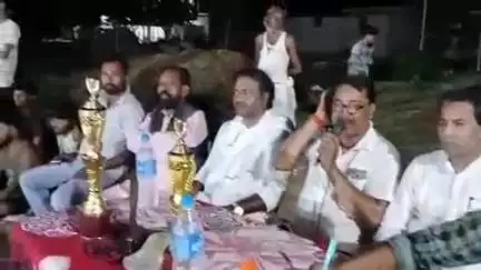 खैरा: खैरा प्रखंड के फतेहपुर काली मंदिर के मैदान में सर्किल फाइनल क्रिकेट टूर्नामेंट का आयोजन किया गया