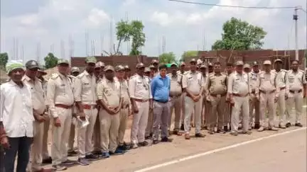 कुरई: कान्हा टाइगर रिजर्व के 30 सदस्यीय दल को पेंच टाइगर रिजर्व के प्रबंधन और नवाचारों से अवगत कराया गया