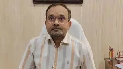 मंझनपुर: ओवरलोडिंग पर शिकंजा: कौशाम्बी में मई माह में 123 गाड़ियों से वसूले गए ₹1.08 करोड़, खनन से मिला ₹1.5 करोड़ राजस्व