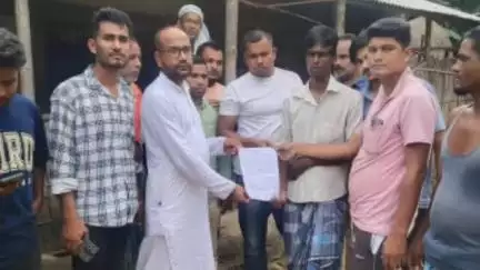 হাইলাকান্দি: নিশ্চিন্তপুরের দ্বিতীয় খন্ডে জলে ডুবে মৃত শিশুপুত্রের পিতার হাতে চার লক্ষ টাকার বিভাগীয় মঞ্জুরিপত্র প্রদান করেনZPM