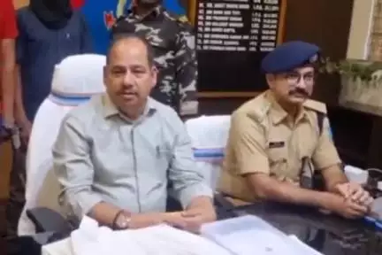 कांके: नामकुम में मिलिट्री हॉस्पिटल परिसर से सेना की फर्जी मुहर बनाने वाला गिरोह पकड़ा गया, दो लोग गिरफ्तार