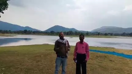 लातेहार: टोरी ओवर ब्रिज को लेकर जल समाधि सत्याग्रह कर रहे नेता अयूब खान से सोमवार शाम 4:00 बजे खास बातचीत
