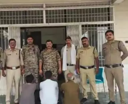 टीकमगढ़: देहात थाना पुलिस ने 3 स्थाई व इनामी वारंटी अभियुक्तों को किया गिरफ़्तार
