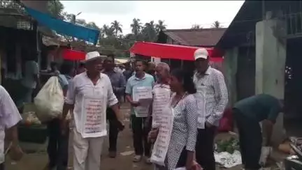 খড়গপুর ১: কর্দমাক্ত, অস্বাস্থ্যকর গোলবাজার মার্কেটের হাল ফেরানোর দাবিতে DRM অফিস অভিযানের ডাক আমরা বামপন্থী সংগঠনের #jansamasya