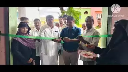 హిందూపురం మున్సిపల్ పరిధిలోని ధర్మపురంలో ఉచిత కొట్టు శిక్షణ కేంద్రాన్ని ప్రారంభించిన మున్సిపల్ చైర్మన్ కమిషనర్లు