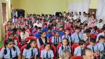 मुंगेली: आत्मानंद स्कूल सरगांव में जिला स्तरीय शाला प्रवेशोत्सव कार्यक्रम संपन्न, केंद्रीय राज्यमंत्री और डिप्टी सीएम रहे शामिल