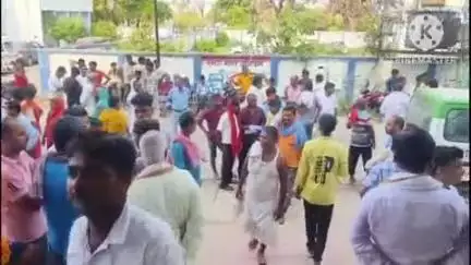 बक्सर: चौसा थाना घाट के पास आकाशीय बिजली गिरने से मचा कोहराम, 2 की मौत, 4 झुलसे