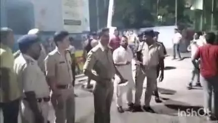 अधौरा: भभुआ पुलिस लाइन केंद्र में दंगा नियंत्रण के एक पुलिस जवान को सिर में मारी गोली, सदर से इलाज के बाद किया गया रेफर