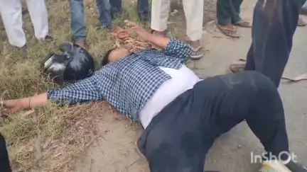 मुज़फ्फरनगर: हिंडन पुलिस चौकी के पास शराब के नशे में बाइक चलाते हुए बाइक सवार ने दूसरी बाइक को मारी टक्कर, एक युवक हुआ गंभीर घायल