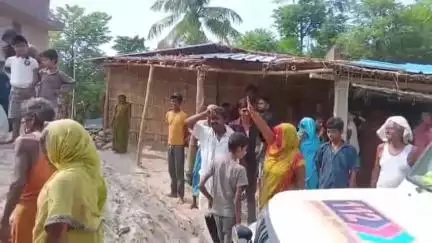 रोसड़ा: कुंडल एक पंचायत के वार्ड 2 में रास्ते पर मिट्टी डालने से विवाद, सूचना पर पहुंची पुलिस