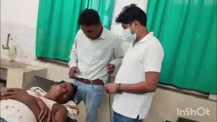 भवनाथपुर: अंरगी गटीयारवा गांव में आम के पेड़ के विवाद में सगे भाई ने नरेश पासवान को किया घायल