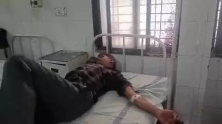 टीकमगढ़: फुटेर गांव में आकाशीय बिजली गिरने से दो लोग घायल, जिला अस्पताल में भर्ती