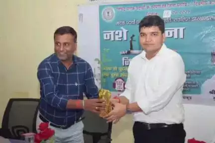 पाकुड़: पॉलिटेक्निक कॉलेज पाकुड़ में नशा मुक्ति एवं सड़क सुरक्षा अभियान आयोजित