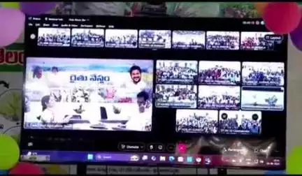 సూర్యాపేట: గాయంవారి గూడెంలో రైతు నేస్తం కార్యక్రమం పై నిర్వహించిన వీడియో కాన్ఫరెన్స్లో పాల్గొన్న కలెక్టర్  తేజస్ ఎస్పి నరసింహ