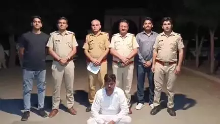 खाजूवाला: कस्बे के वार्ड नंबर 16 में 50 लाख लूट और तीन हत्या के मामले में नया मोड़, पुलिस ने मृतक के दामाद को किया गिरफ्तार