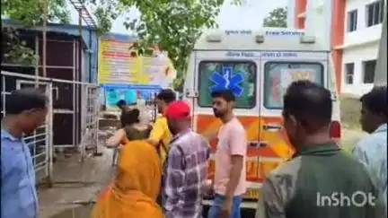 गोपालगंज: थावे गोलंबर के पास स्कॉर्पियो की टक्कर से बाइक सवार भाई-बहन जख्मी, हालत गंभीर, अस्पताल में भर्ती