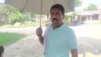 विद्यापति नगर: मालदह के शिक्षक बैजनाथ का लू से बचाव पर जागरूकता वीडियो वायरल