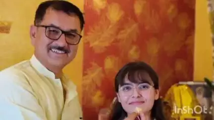 सिहुंता: चुवाडी की होनहार छात्रा नैना ठाकुर ने NEET 2025 में 492 अंक प्राप्त कर क्षेत्र और स्कूल का नाम किया रोशन