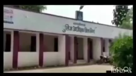 लहार: आलमपुर में शासकीय अस्पताल के पास अवैध शराब के साथ आरोपी गिरफ्तार, मामला दर्ज