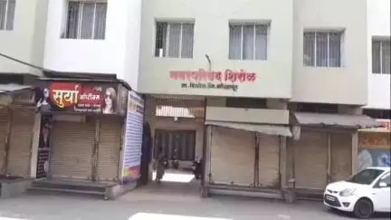 हातकणंगले: 2 लाख 41 हजार 300 रुपयाचा
नळ कनेक्शन गैरव्यवहाराप्रकरणी शिरोळ पालिकेच्या कर्मचाऱ्यांवर गुन्हा दाखल