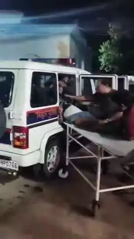 धोरैया: धोबिया व बेलडीहा गांव के बीच पुलिया के पास अज्ञात अपराधियों ने बेलडीहा के एक युवक को गोली मारी