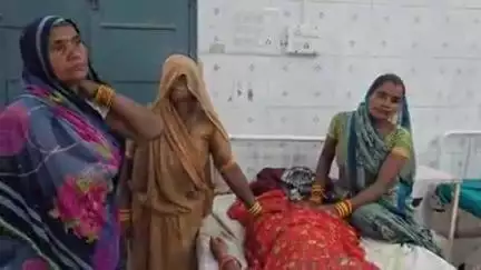नौगांव: गंगोरा में करंट लगने से झुलसी 35 वर्षीय महिला, गंभीर हालत में अस्पताल में उपचार जारी
