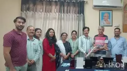 नगरोटा सूरियां: राजकीय महाविद्यालय नगरोटा सूरिया के नए प्राचार्य प्रोफेसर उपेंद्र शर्मा ने संभाला कार्यभार
