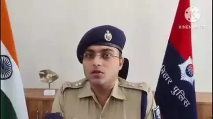 बक्सर: जिले में कानून व्यवस्था बनाए रखने के लिए एसपी शुभम आर्य ने 47 पुलिस अधिकारियों का किया तबादला