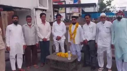 आगर: त्योहार कमेटी के राष्ट्रीय उपाध्यक्ष बनने पर काजी जिया उल हक कुरैशी का आगर में हुआ सम्मान